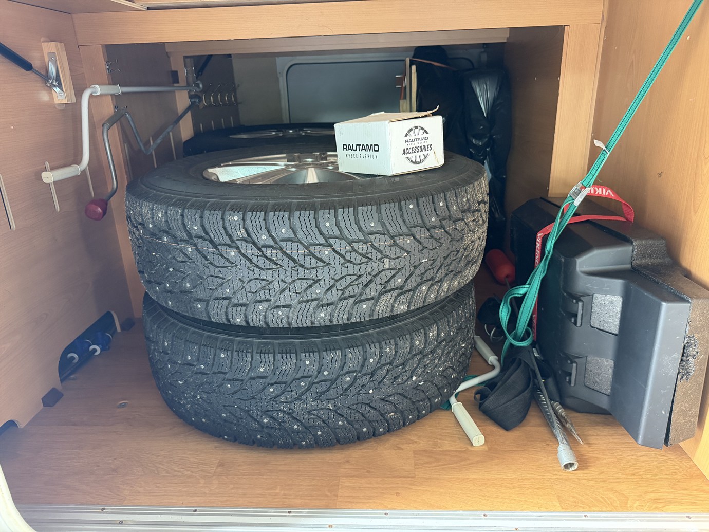 Kabe TM 750 LGB /Solcell/Cykelställ/AC – bild 5