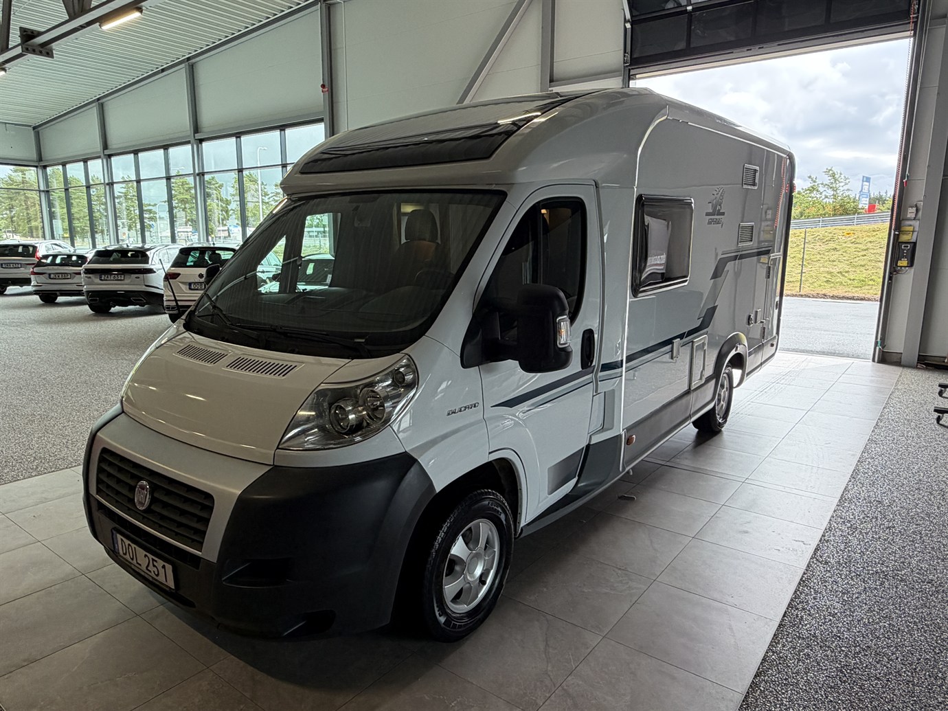 Weinsberg Imperial 670 /Solcell /Cykelställ /Bra skick – bild 5