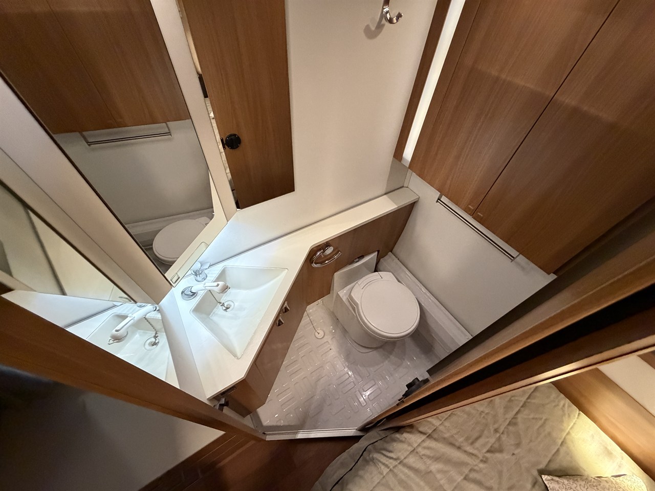 Kabe Royal 610 xl ks /Penta tält/AC – bild 16