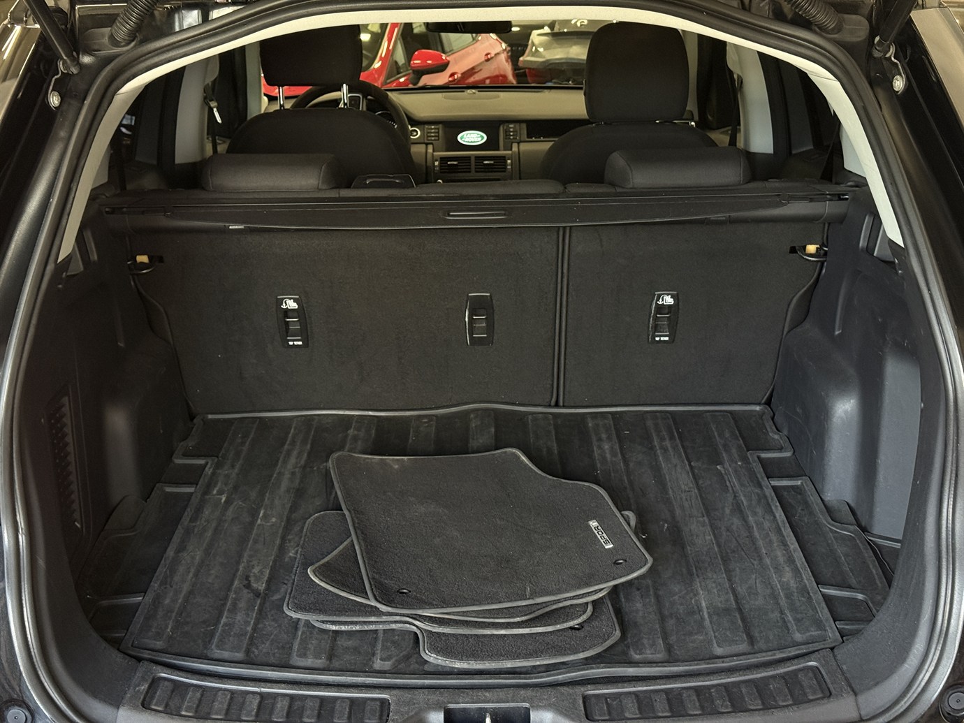 Land Rover Discovery Sport 5