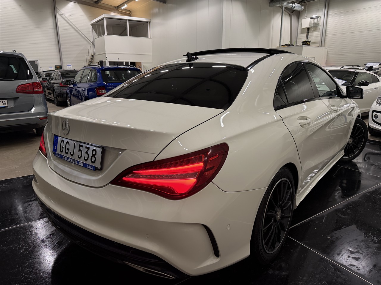 Mercedes-Benz CLA 5