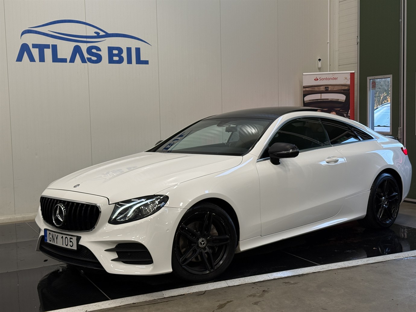 Mercedes-Benz E200