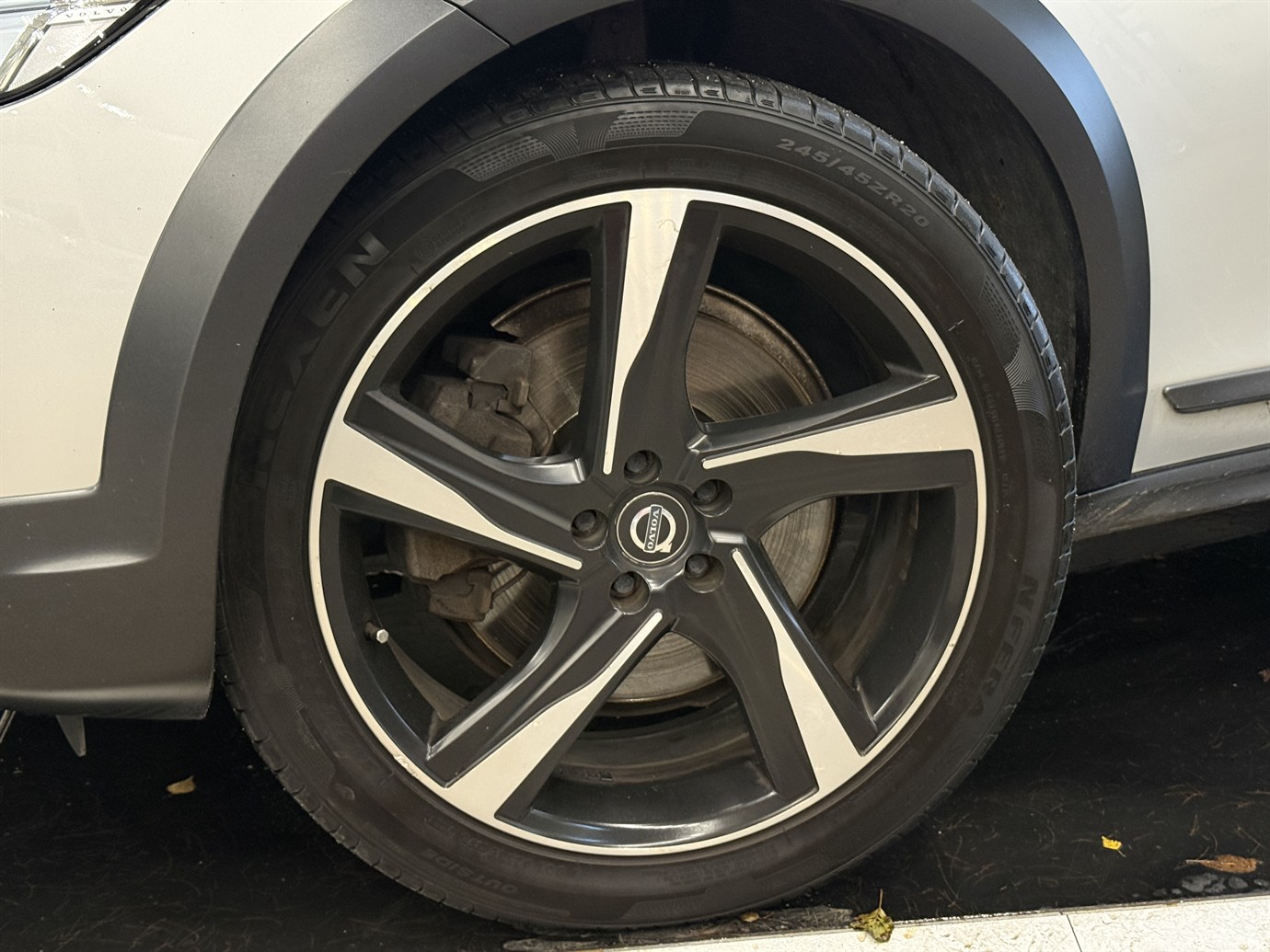 Volvo V90 Cross Country 2