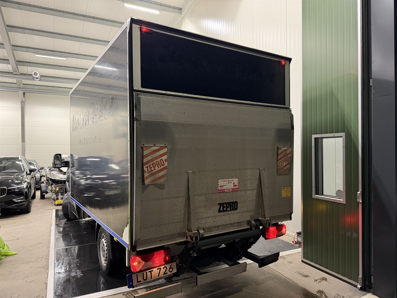 Volkswagen Crafter 2