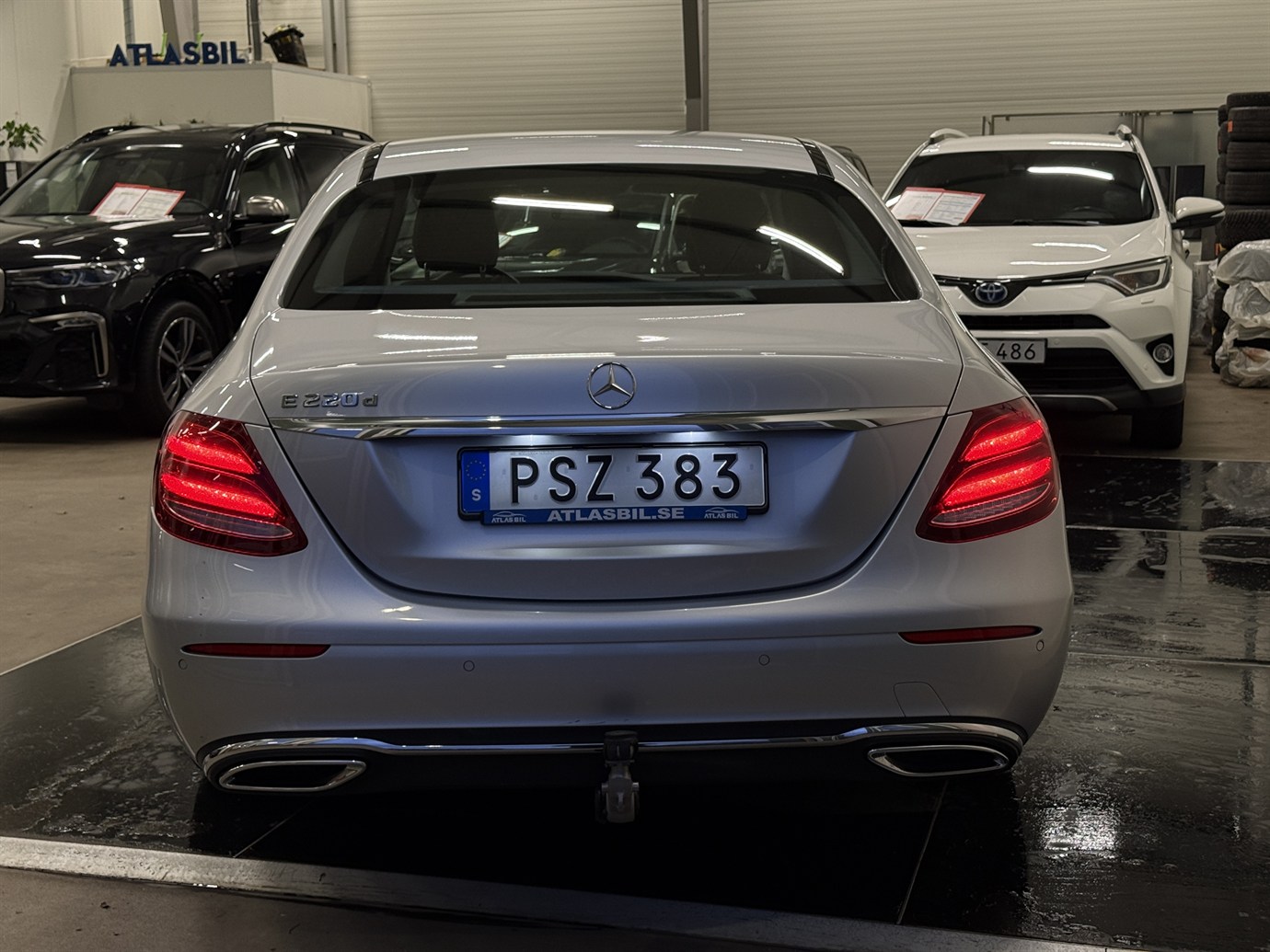 Mercedes-Benz E220d 4