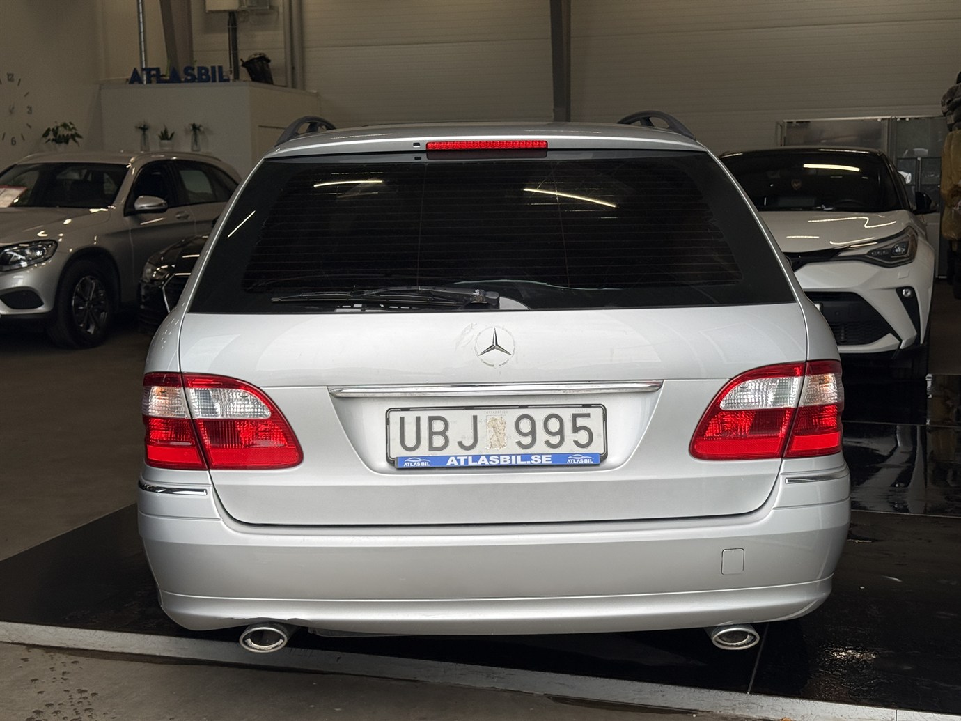 Mercedes-Benz E 4