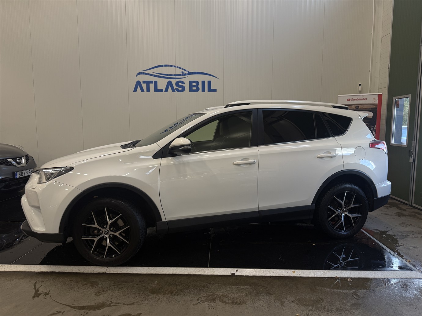 Toyota RAV4 2