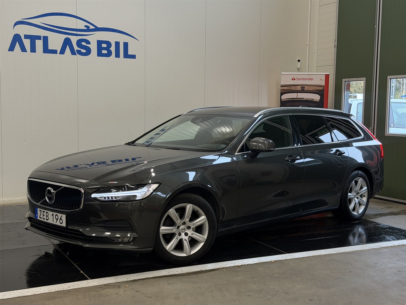 Volvo V90