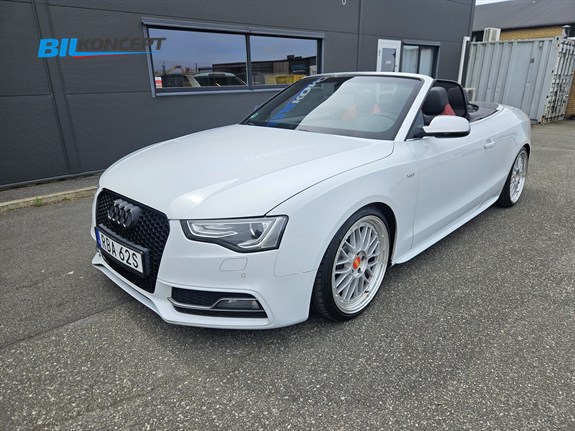 Audi Cabriolet 2012