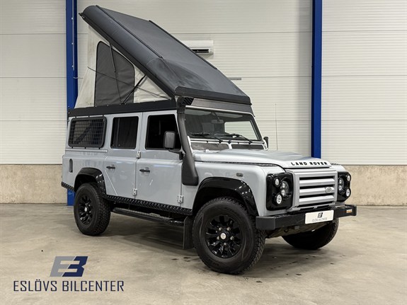 Land Rover Defender 2011