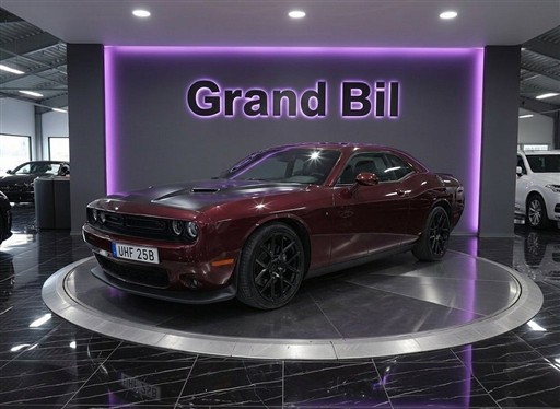 Dodge Challenger 
