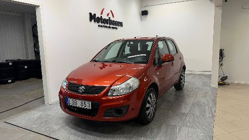 Suzuki SX4